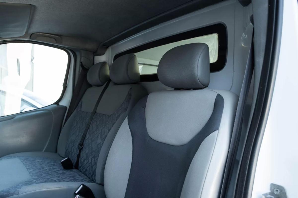 opel-vivaro-2004-diesel-1870cc
