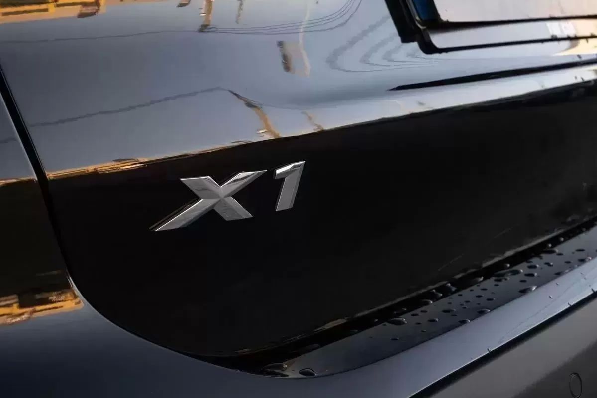 bmw-x1-2021-hibrido-a-gasolina-1449cc
