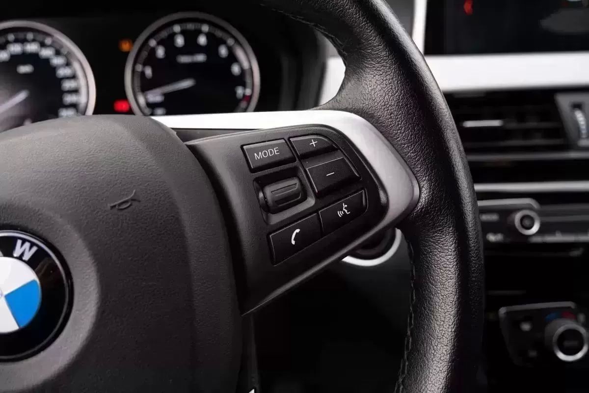 bmw-x1-2021-hibrido-a-gasolina-1449cc