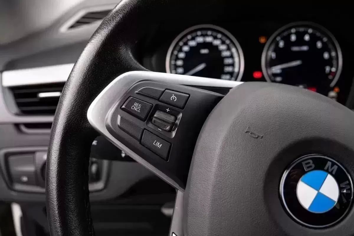 bmw-x1-2021-hibrido-a-gasolina-1449cc