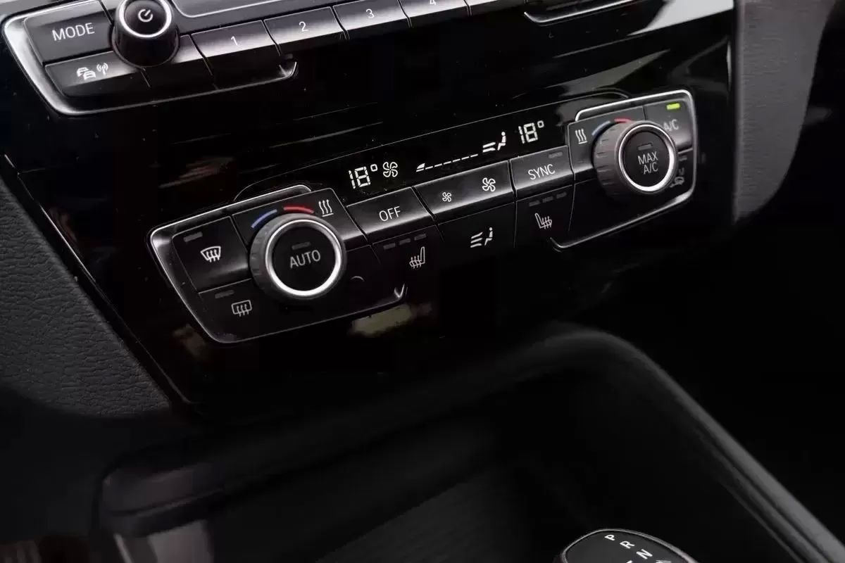 bmw-x1-2021-hibrido-a-gasolina-1449cc
