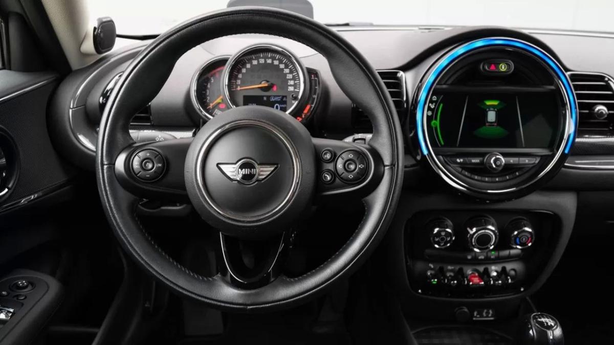 mini-clubman-2018-diesel-1995cc
