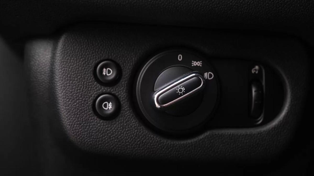 mini-clubman-2018-diesel-1995cc