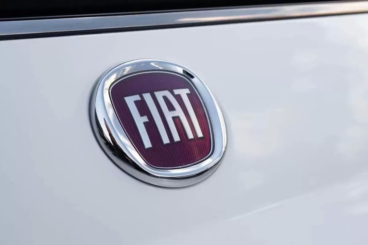 fiat-500c-2021-hibrido-a-gasolina-999cc
