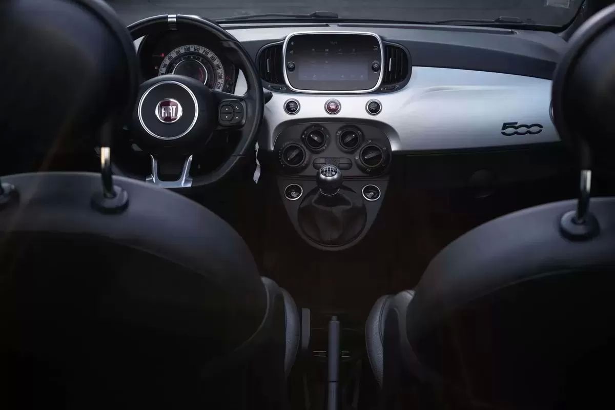 fiat-500c-2021-hibrido-a-gasolina-999cc