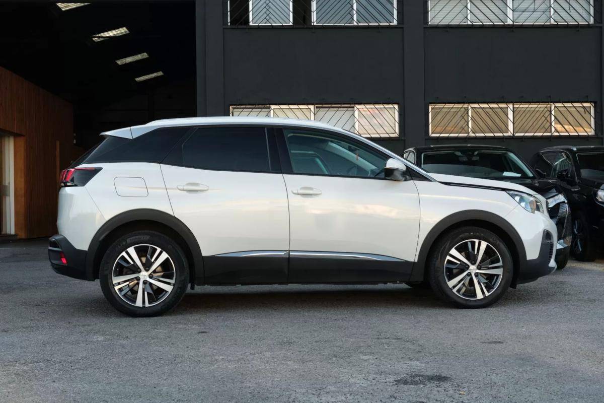 peugeot-3008-2020-diesel-1499cc