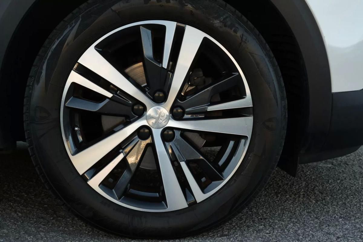 peugeot-3008-2020-diesel-1499cc