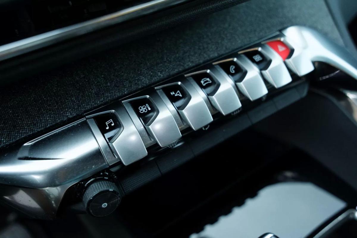 peugeot-3008-2020-diesel-1499cc