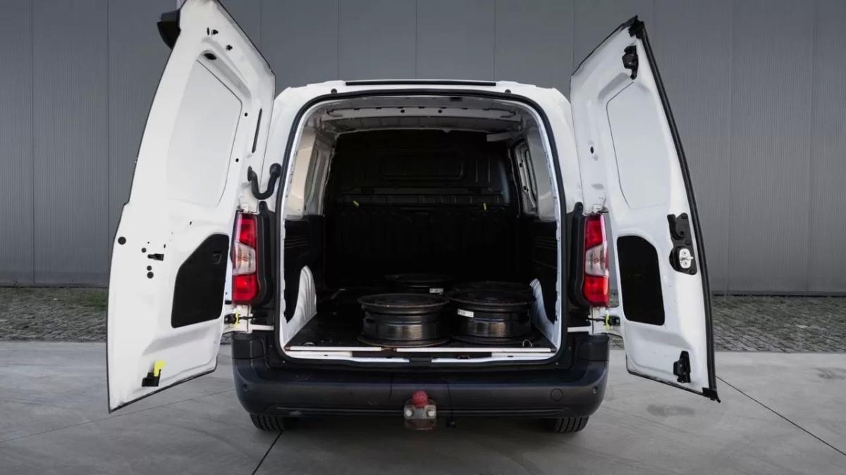 peugeot-partner-2019-diesel-1499cc