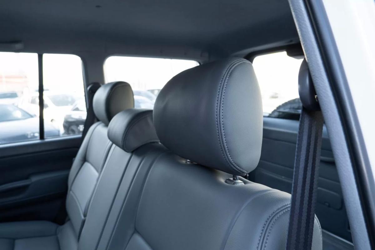toyota-land-cruiser-2000-diesel-2982cc