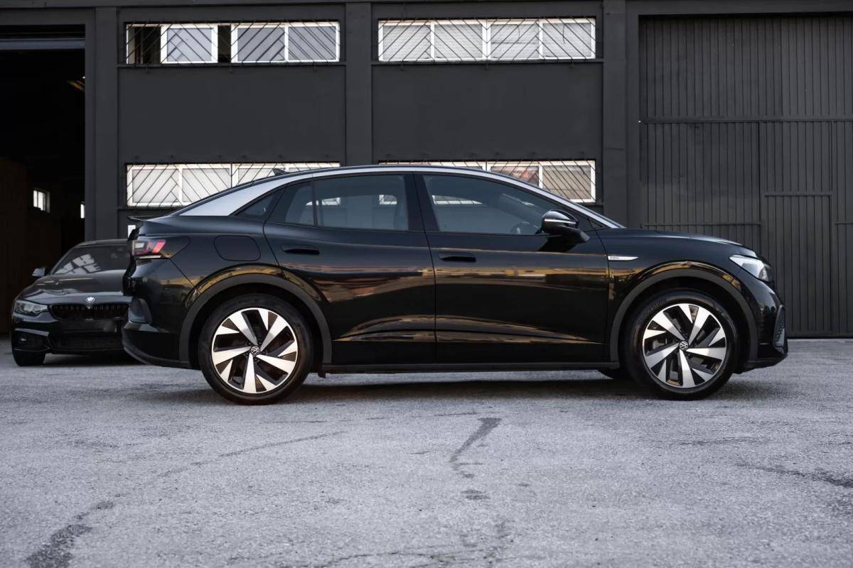 volkswagen-id-5-2023-eletrico-200cc
