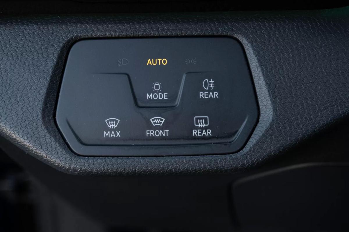 volkswagen-id-5-2023-eletrico-200cc