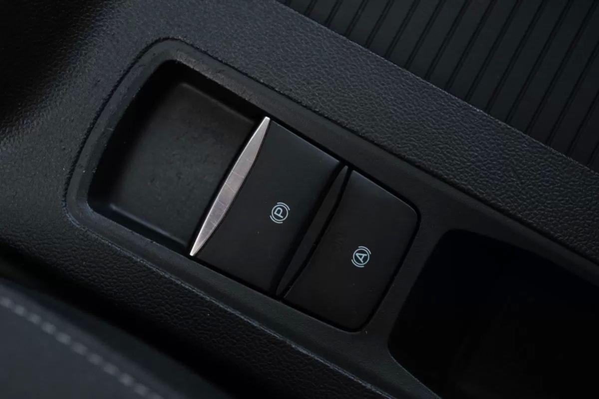 ford-focus-2020-gasolina-999cc