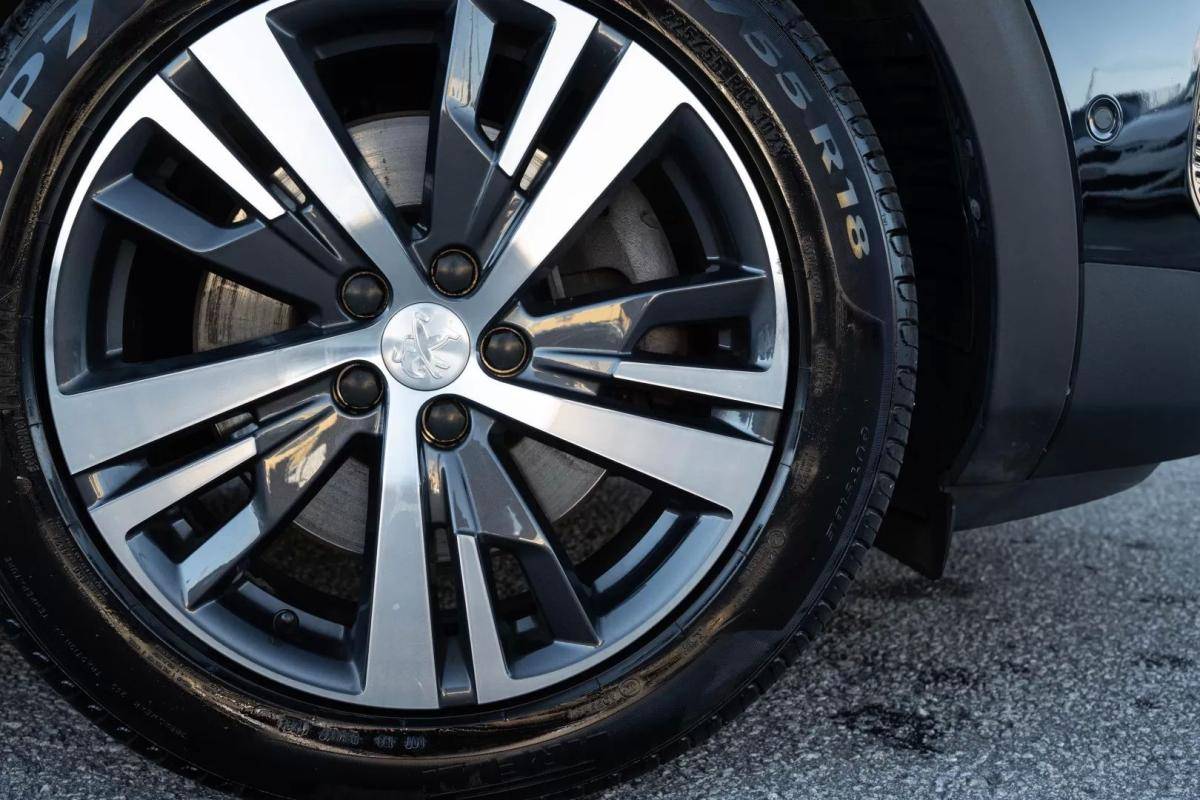 peugeot-3008-2021-hibrido-1598cc