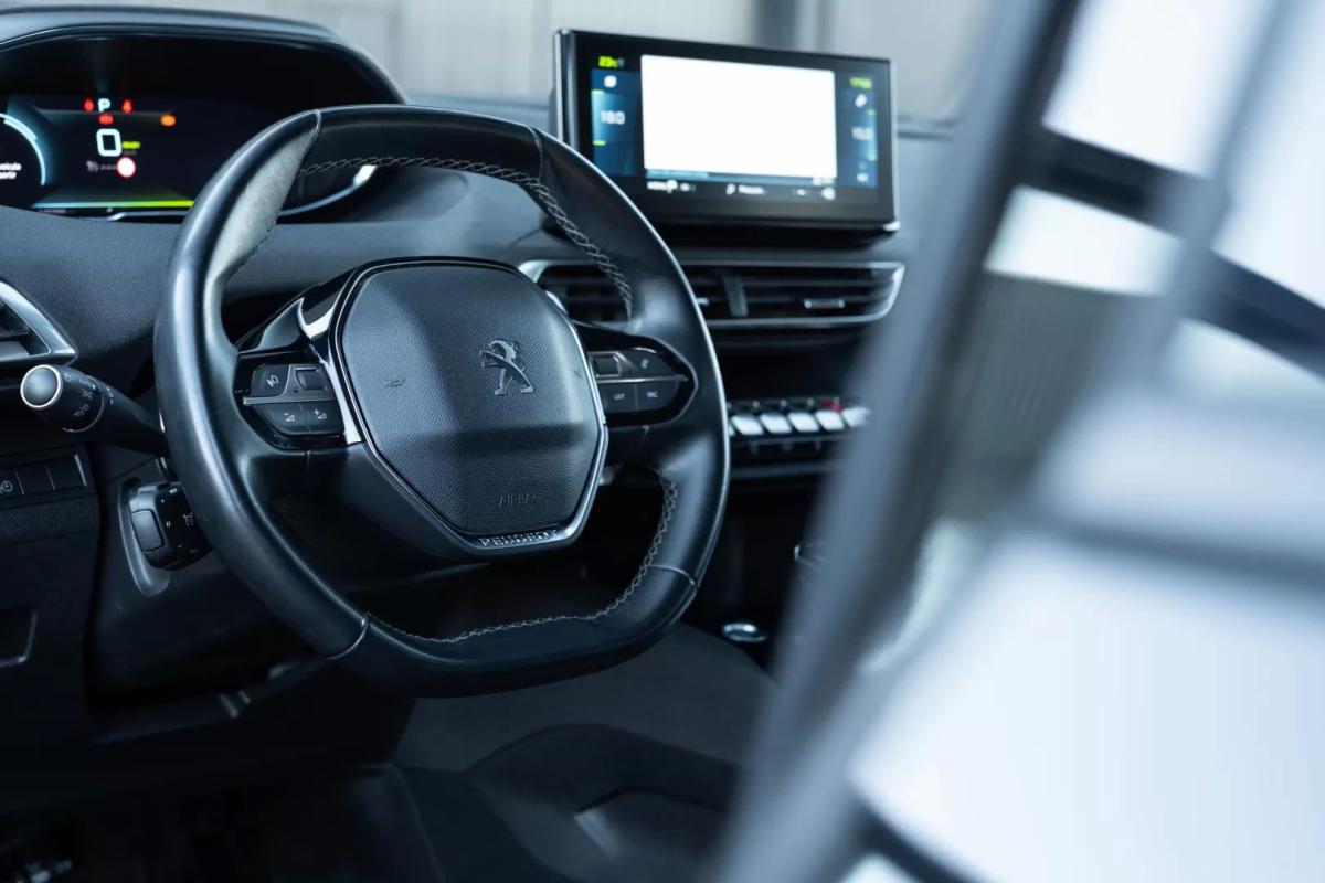 peugeot-3008-2021-hibrido-1598cc