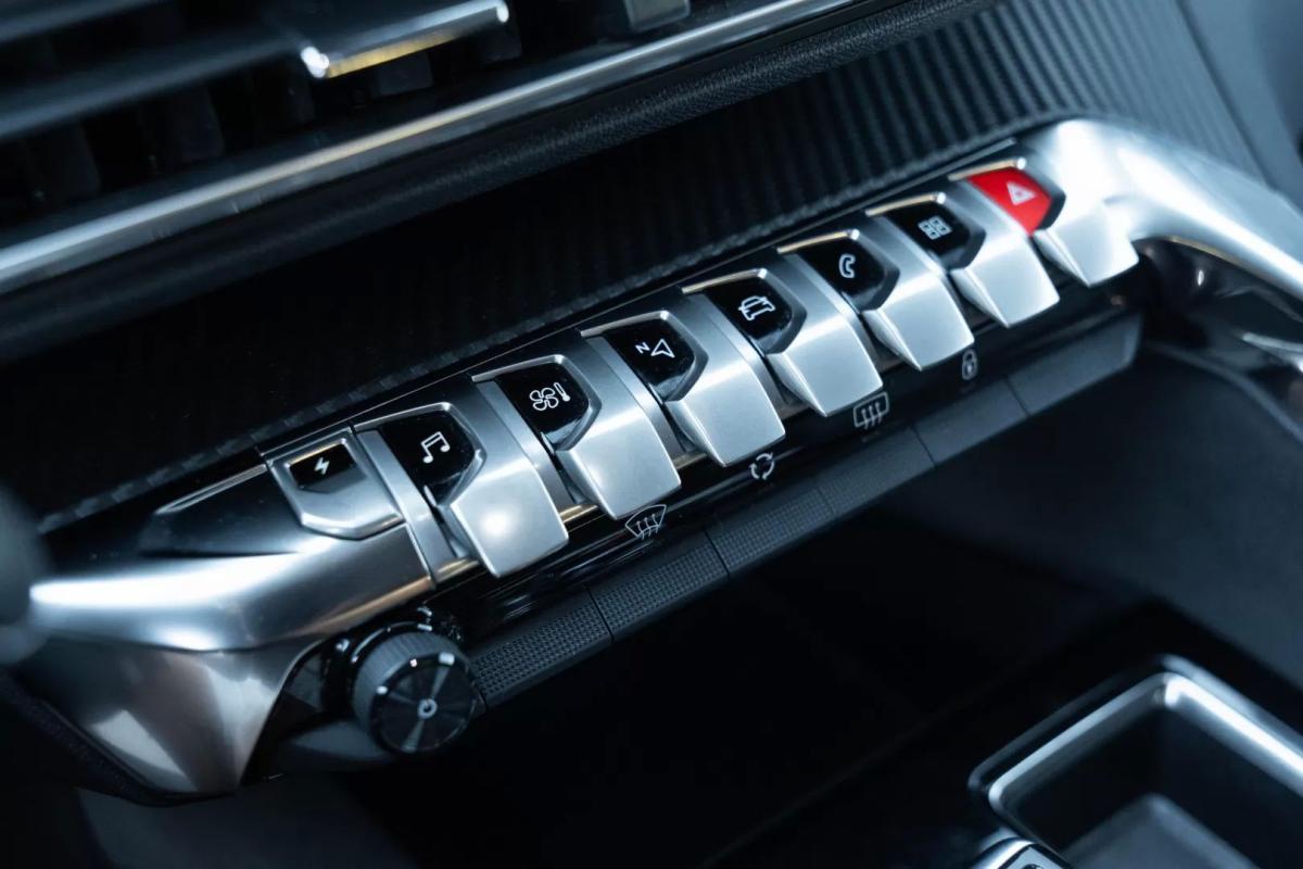 peugeot-3008-2021-hibrido-1598cc