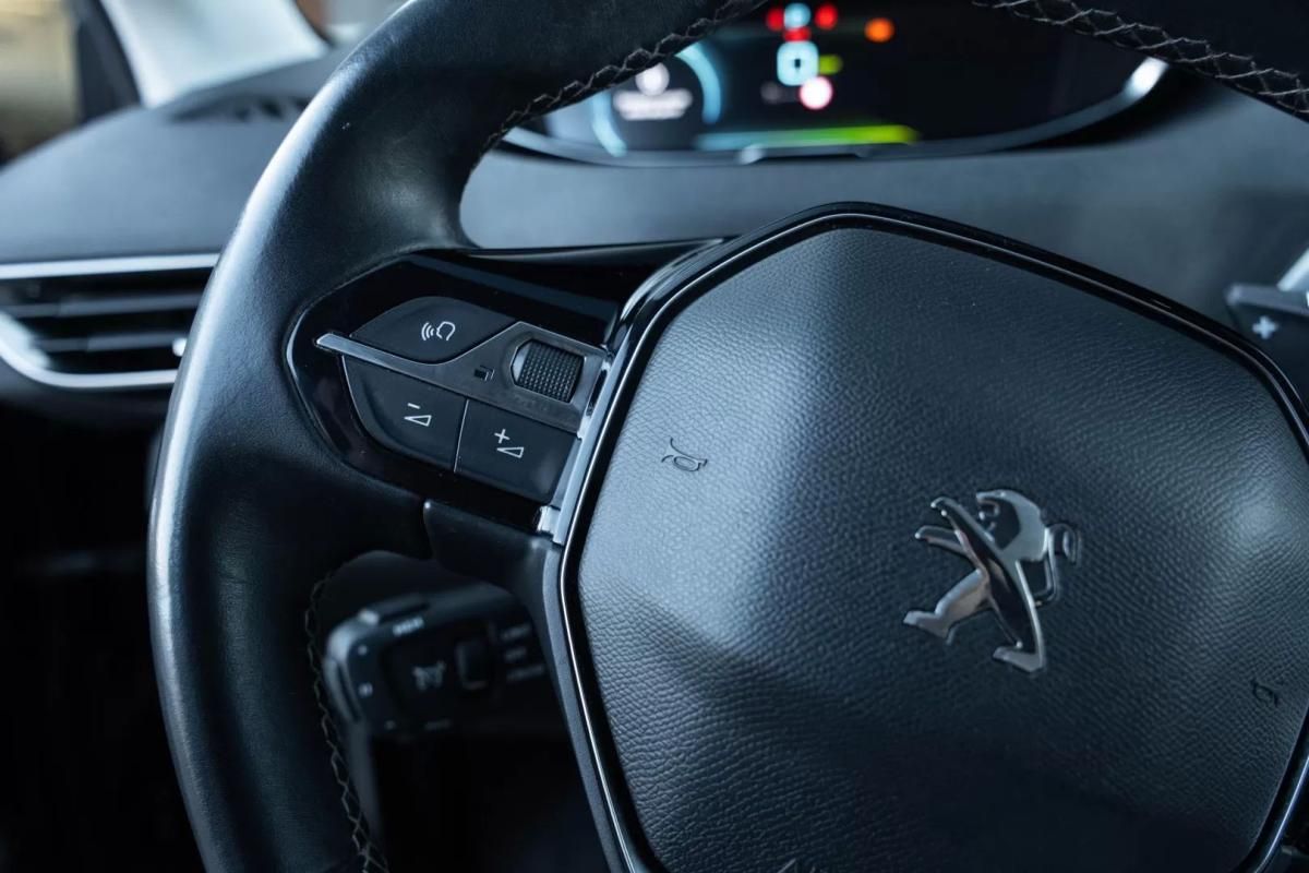 peugeot-3008-2021-hibrido-1598cc