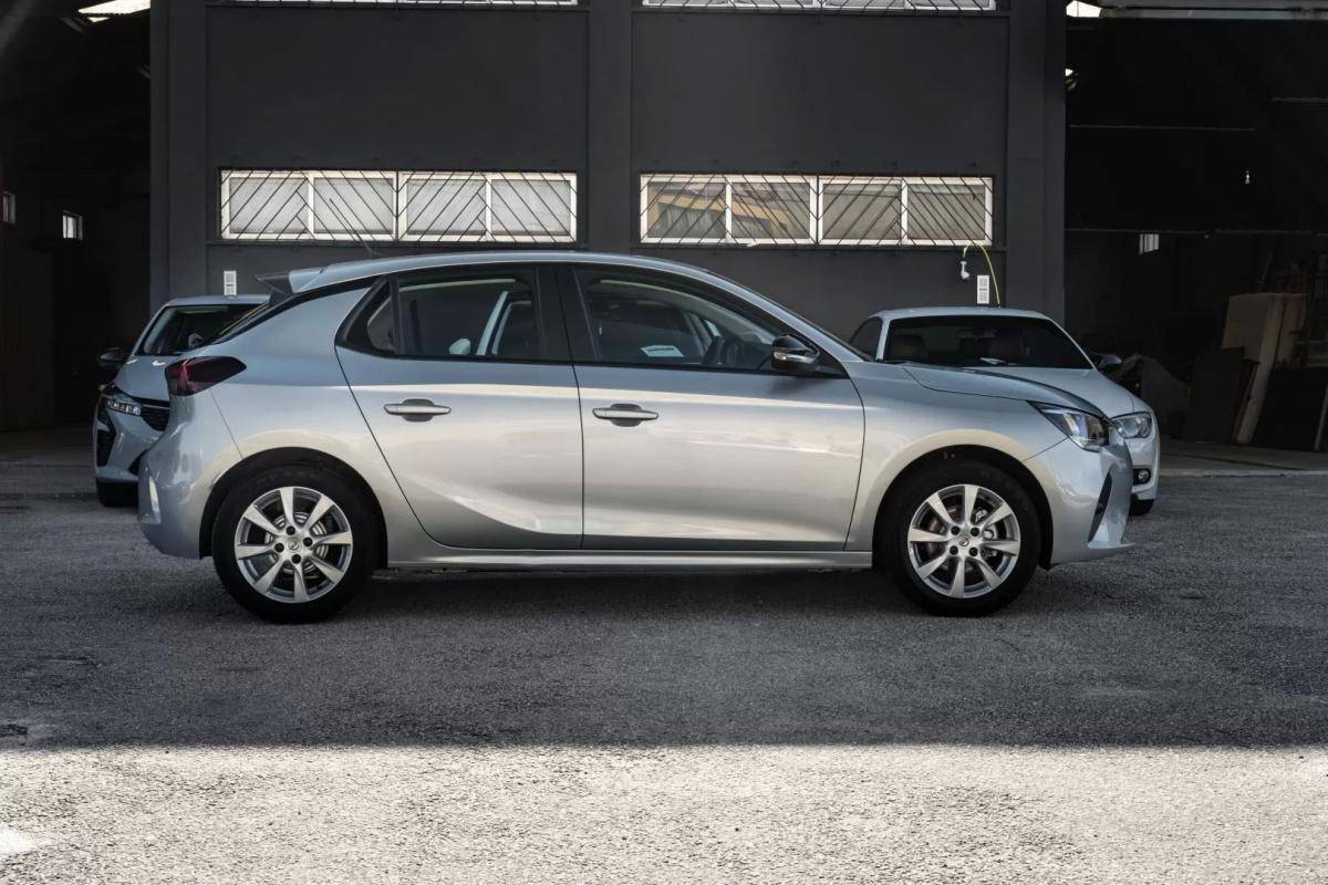 opel-corsa-2023-gasolina-1199cc