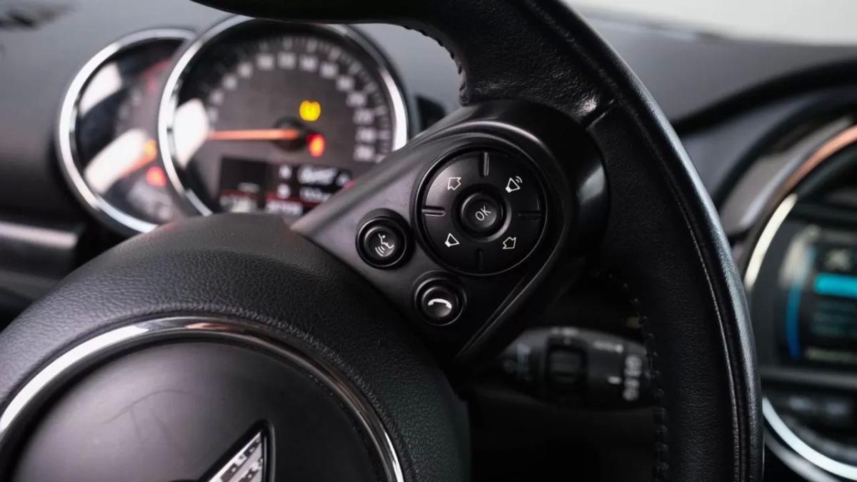 mini-clubman-2019-diesel-1496cc