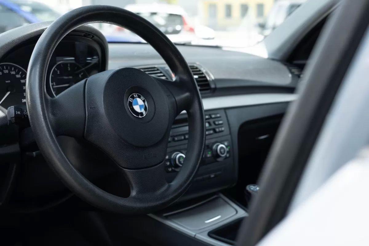 bmw-serie-1-2007-diesel-1995cc