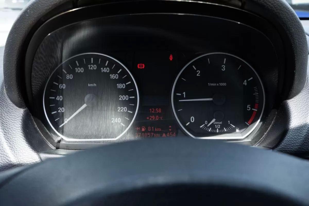 bmw-serie-1-2007-diesel-1995cc