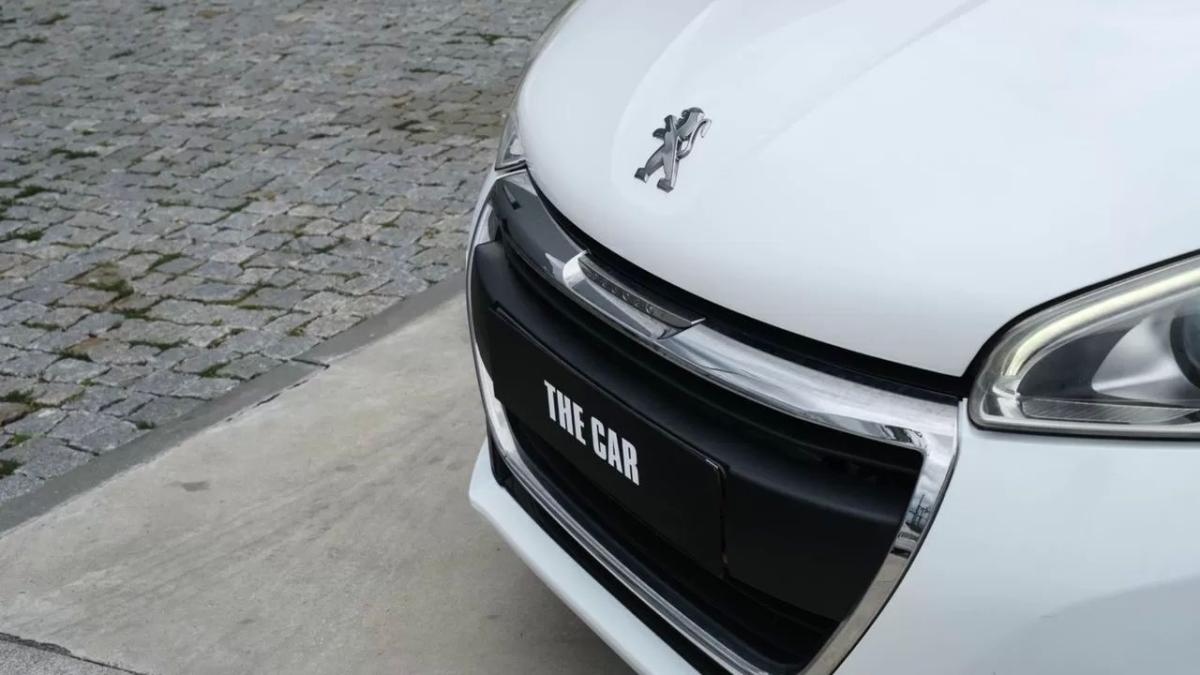 peugeot-208-2015-diesel-1560cc