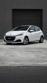 peugeot-208-2015-diesel-1560cc
