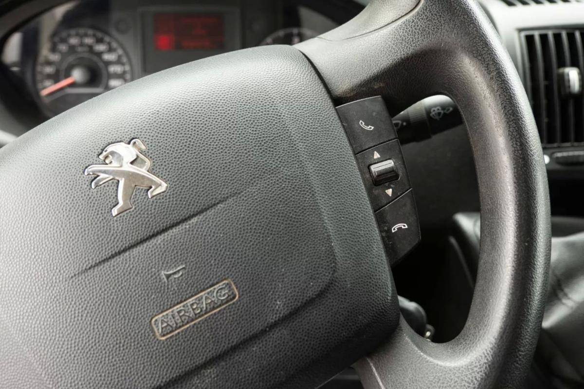 peugeot-boxer-2021-diesel-2179cc