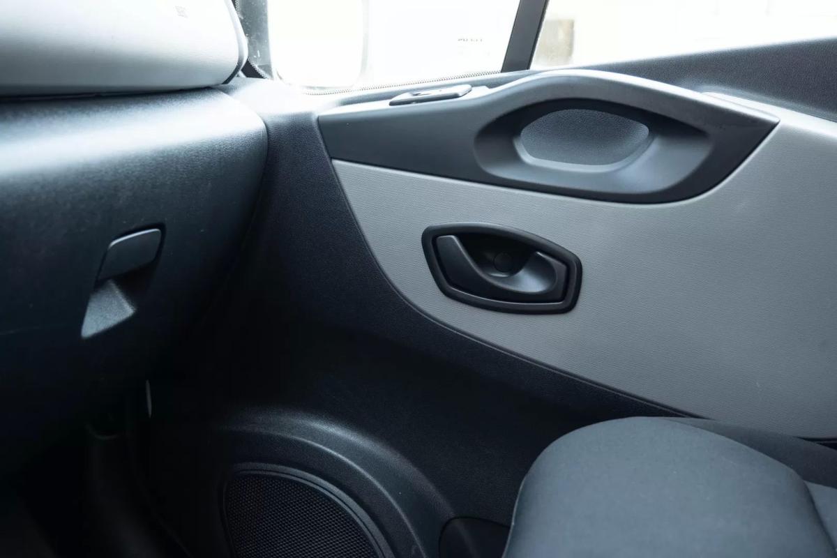 renault-trafic-2016-diesel-1598cc