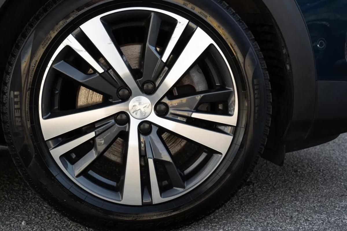 peugeot-3008-2022-hibrido-1598cc