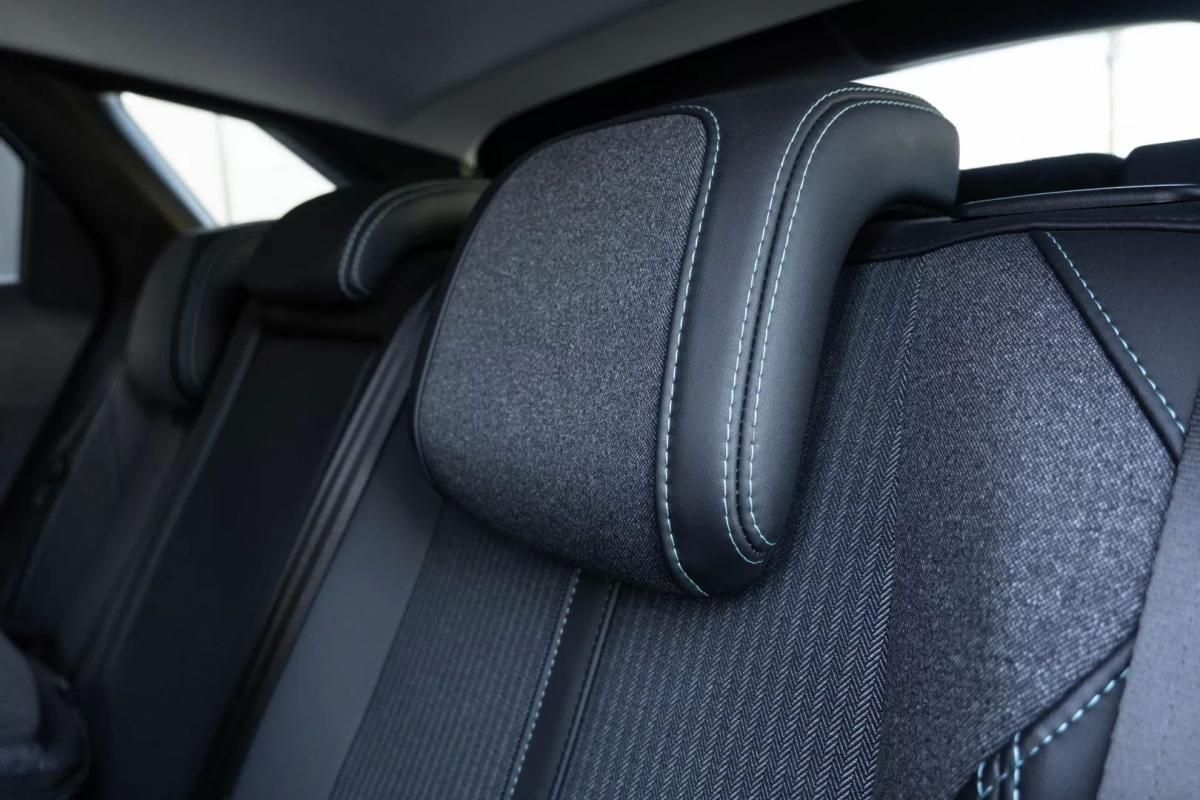 peugeot-3008-2022-hibrido-1598cc