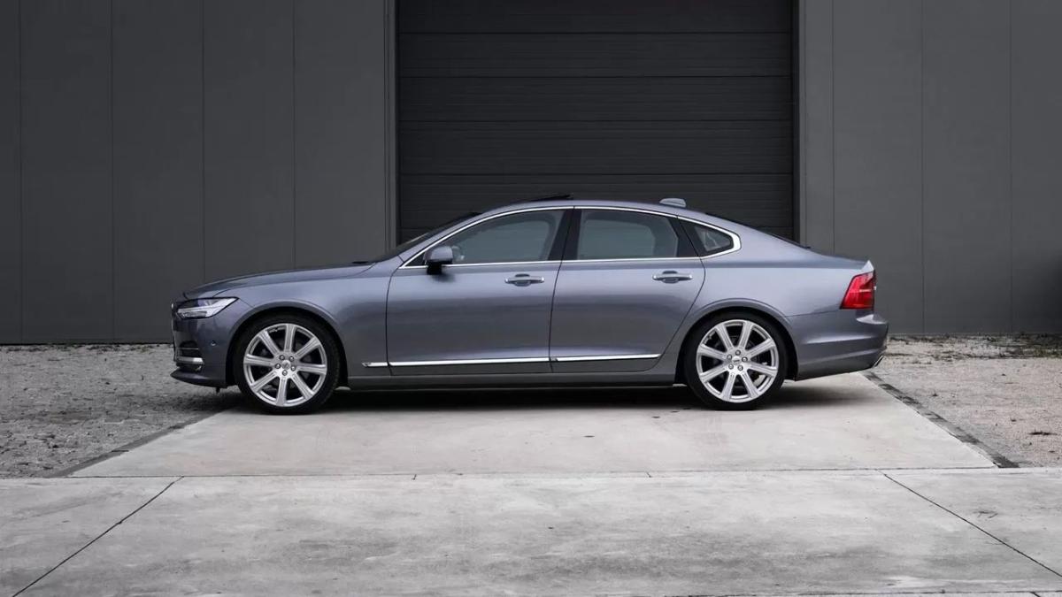 volvo-s90-2016-diesel-1969cc