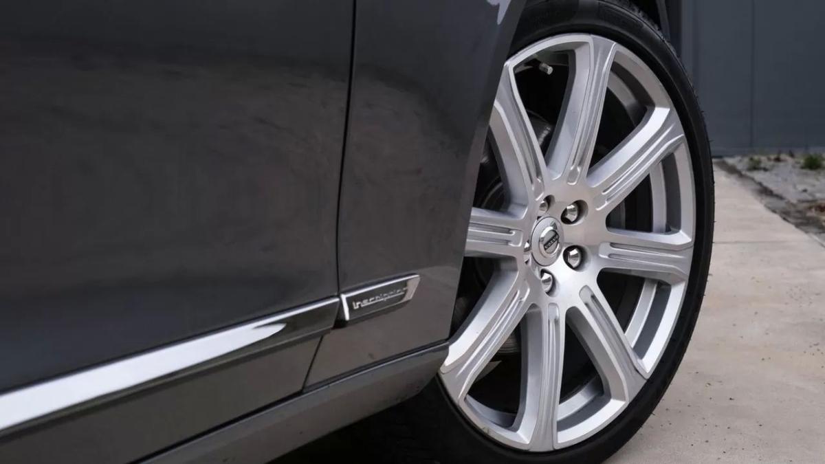 volvo-s90-2016-diesel-1969cc
