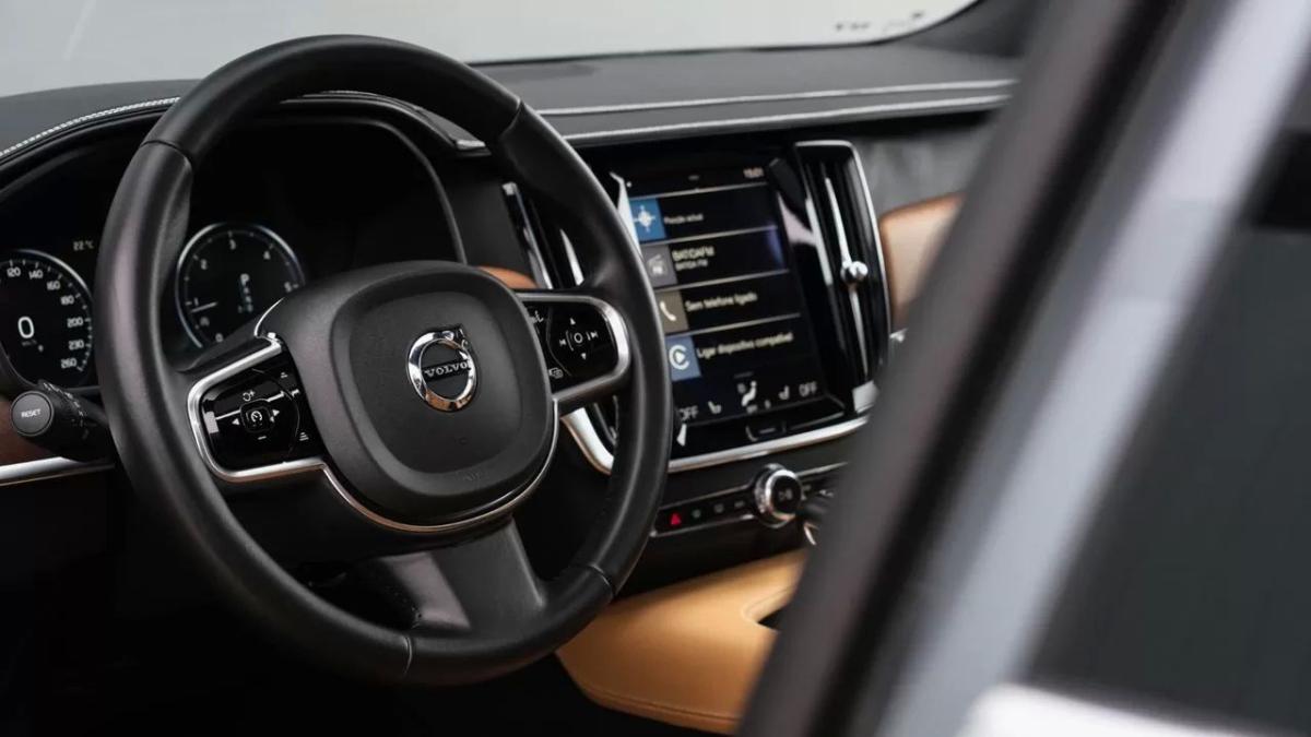 volvo-s90-2016-diesel-1969cc