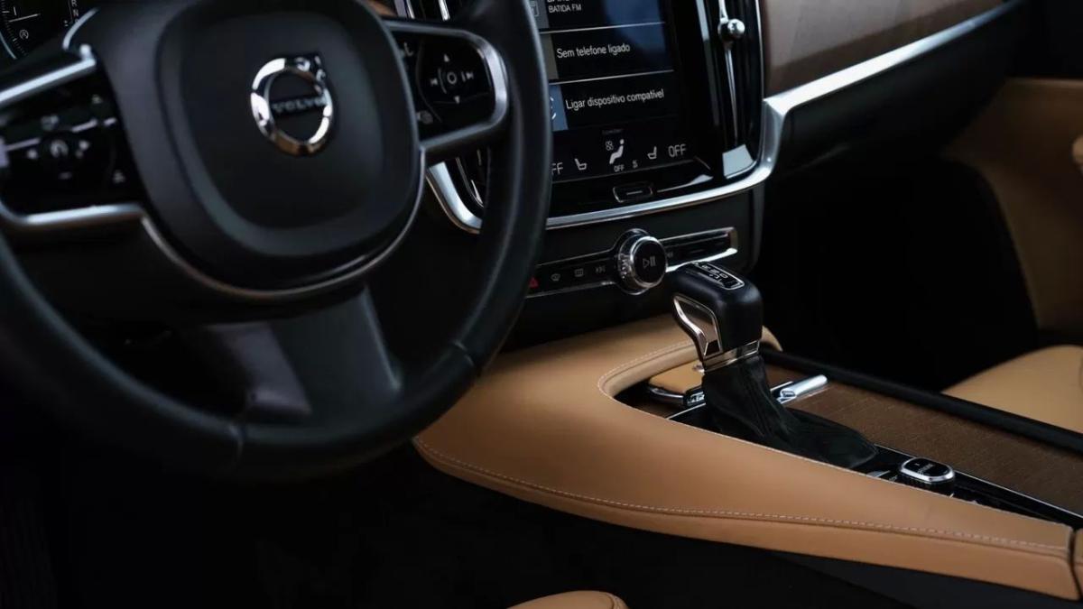 volvo-s90-2016-diesel-1969cc