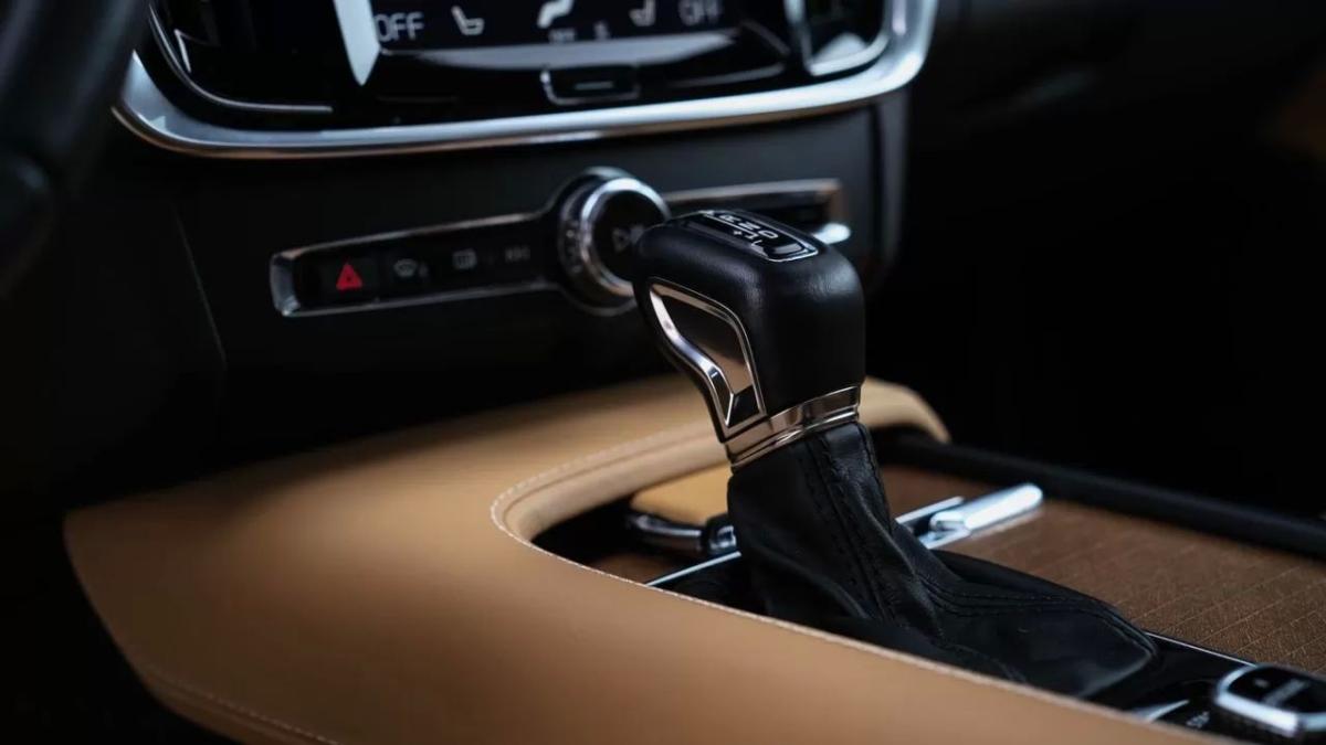 volvo-s90-2016-diesel-1969cc