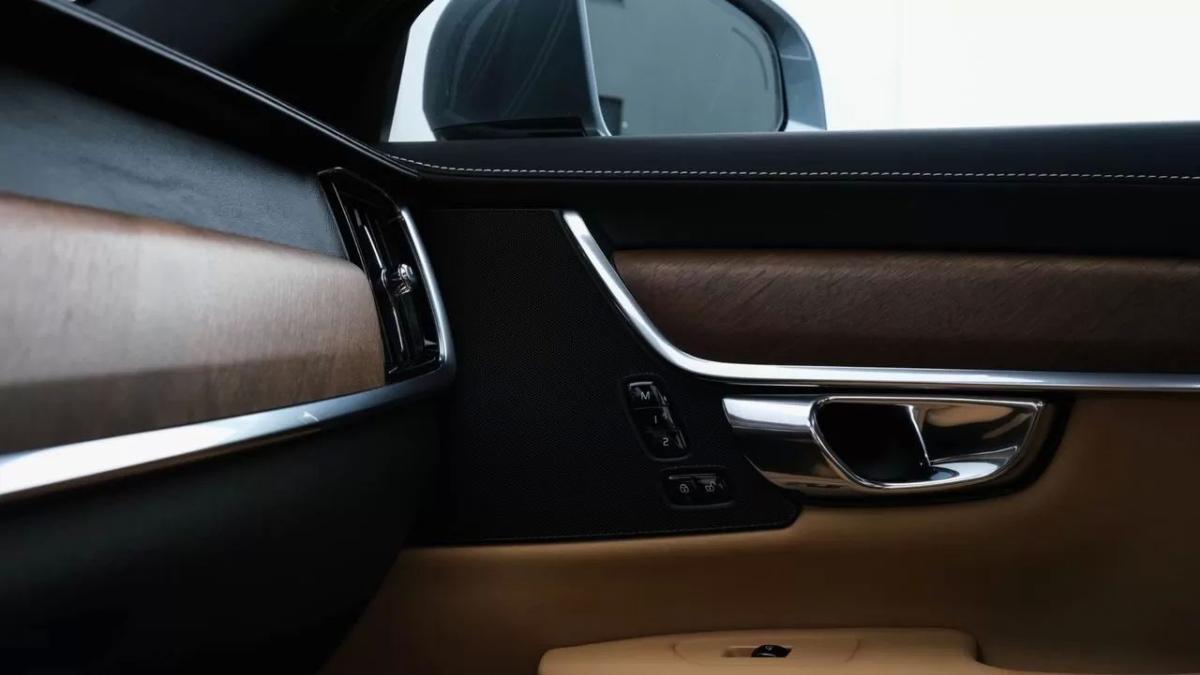 volvo-s90-2016-diesel-1969cc