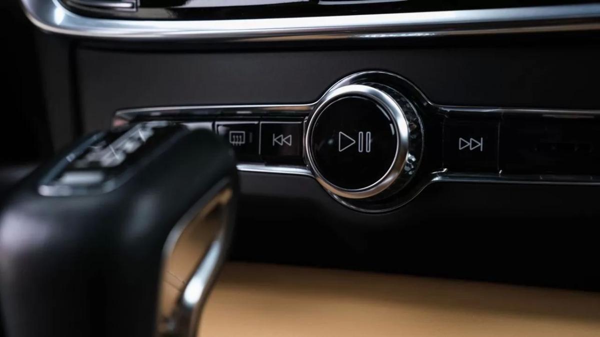 volvo-s90-2016-diesel-1969cc