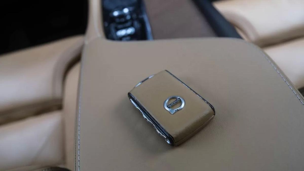 volvo-s90-2016-diesel-1969cc