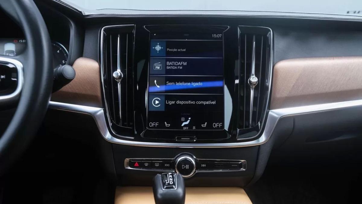 volvo-s90-2016-diesel-1969cc