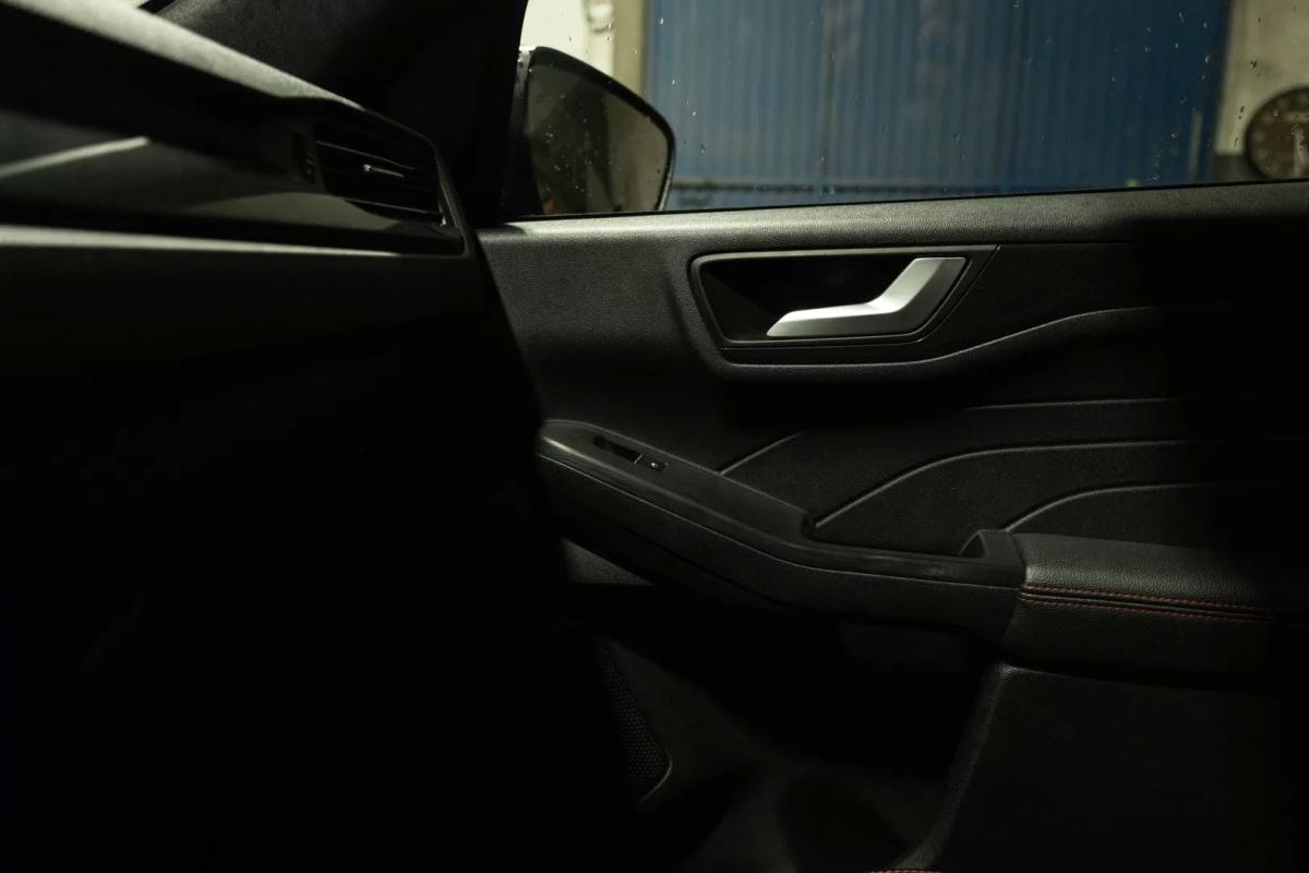 ford-kuga-2023-gasolina-1499cc