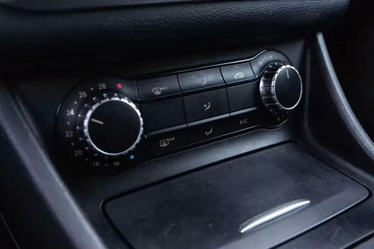mercedes-benz-gla-2016-diesel-2143cc