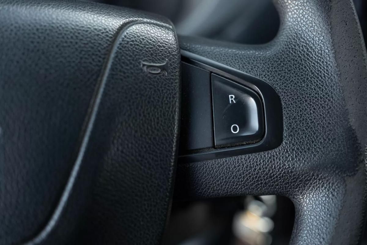 renault-master-2016-diesel-2300cc