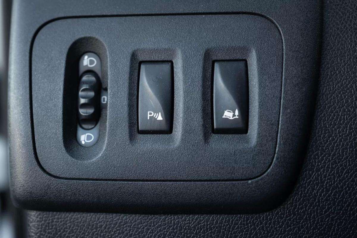 renault-master-2016-diesel-2300cc