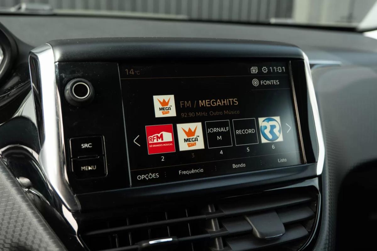 peugeot-2008-2019-gasolina-1199cc