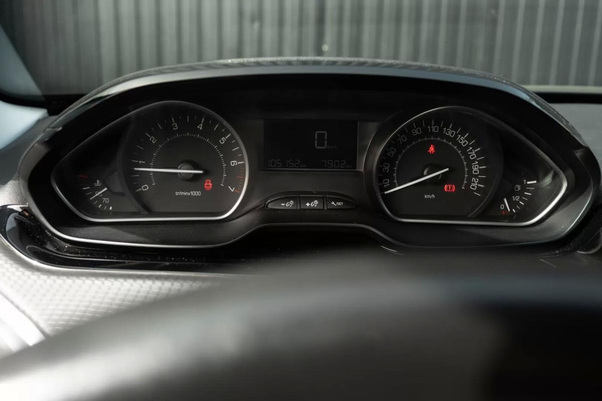 peugeot-2008-2019-gasolina-1199cc