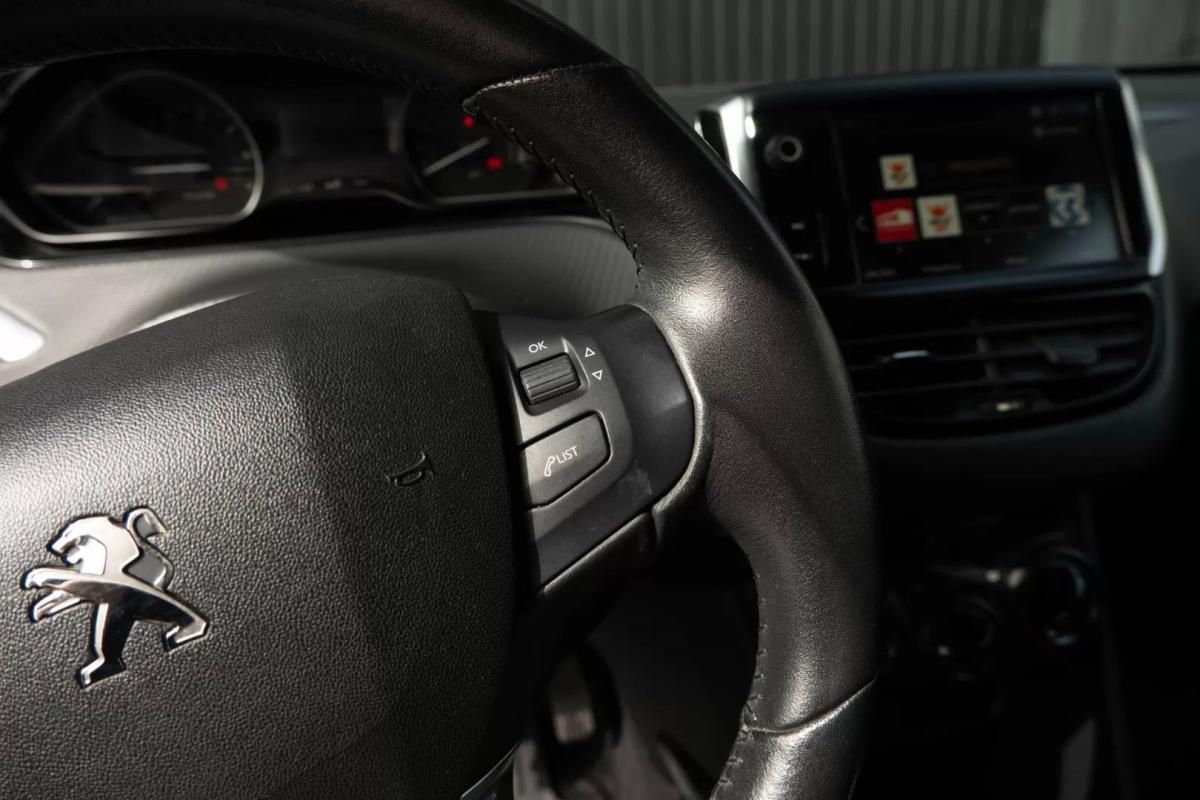 peugeot-2008-2019-gasolina-1199cc