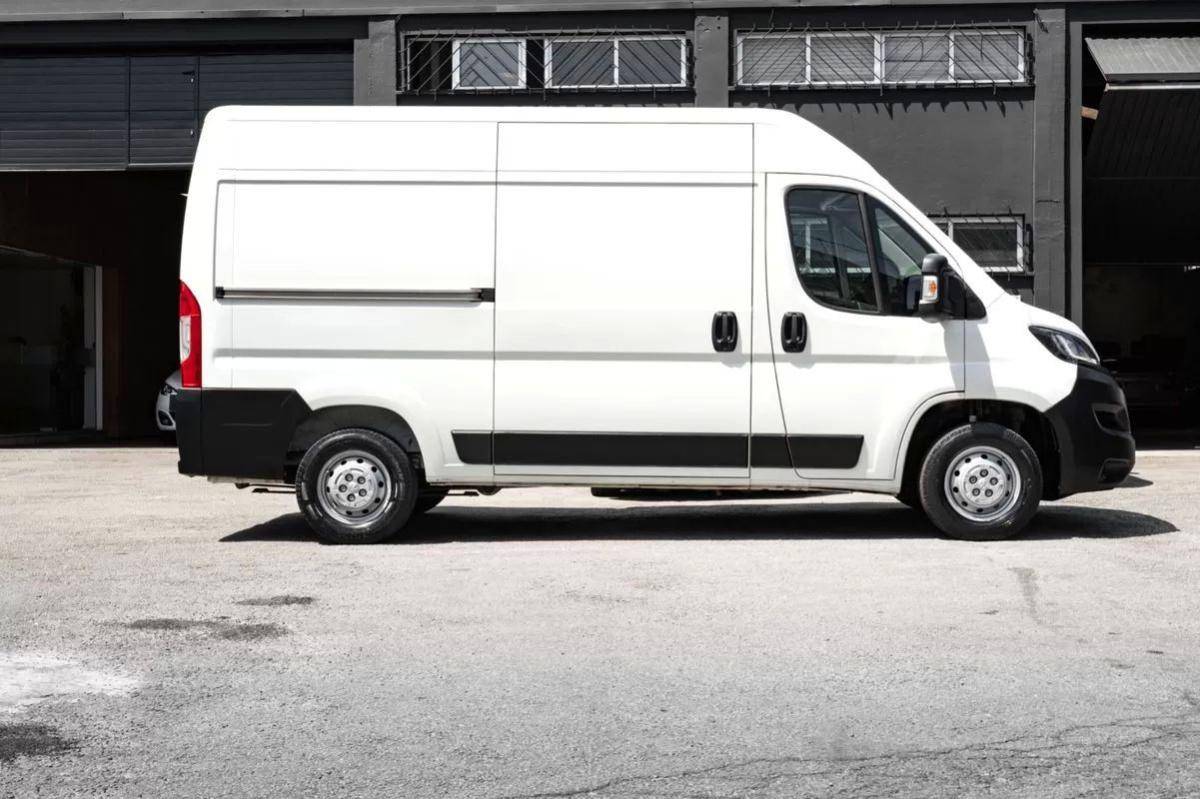 peugeot-boxer-2020-diesel-2200cc