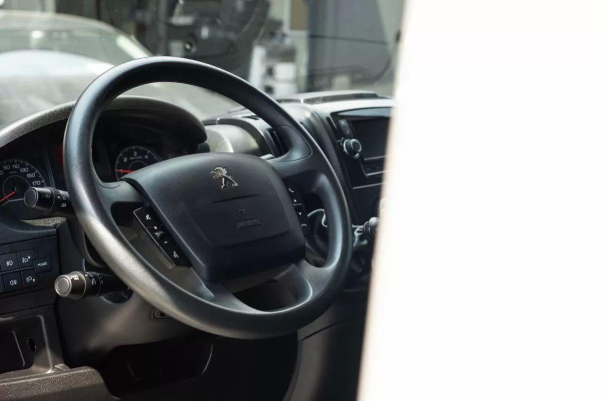 peugeot-boxer-2020-diesel-2200cc