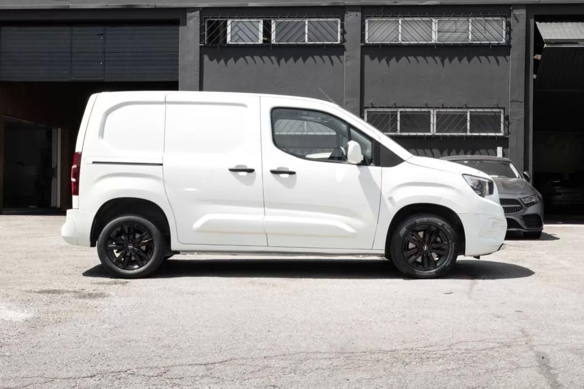 opel-combo-2021-diesel-1500cc